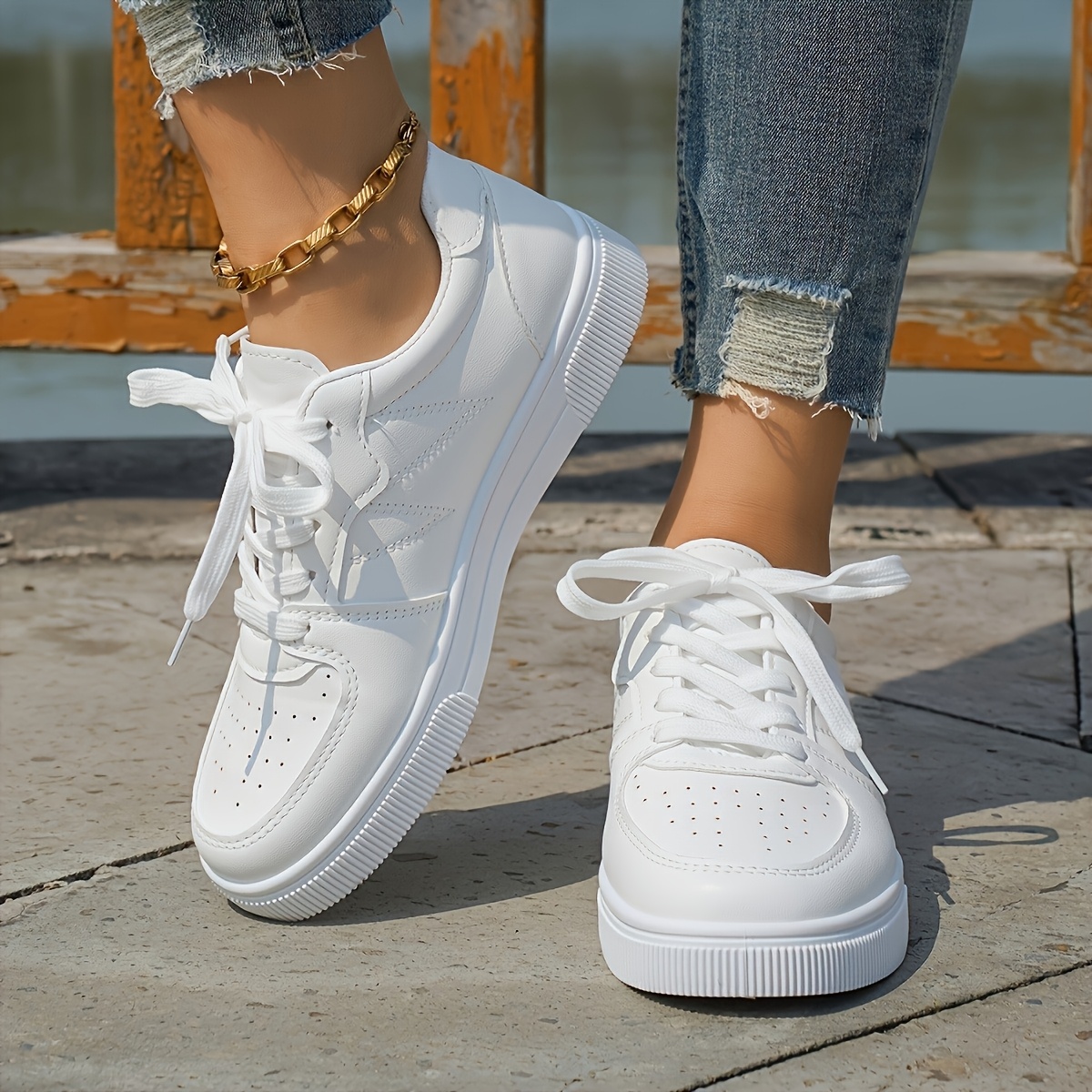 Sepatu Sneakers Wanita untuk L - Outdoor Lighting Uplight ulasan dan harga